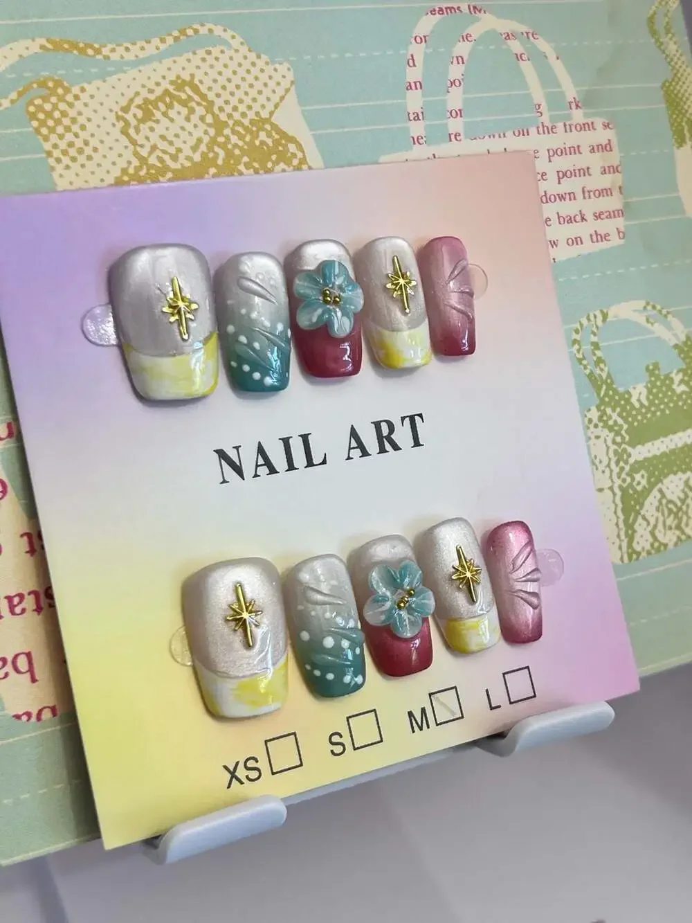 Cateye Press-On Nails with Floral Star 3D Medium